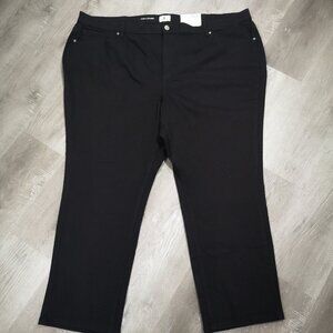 NWT DC Jeans Curvy Fit Ladies Size 32 Straight Leg Black Jeans